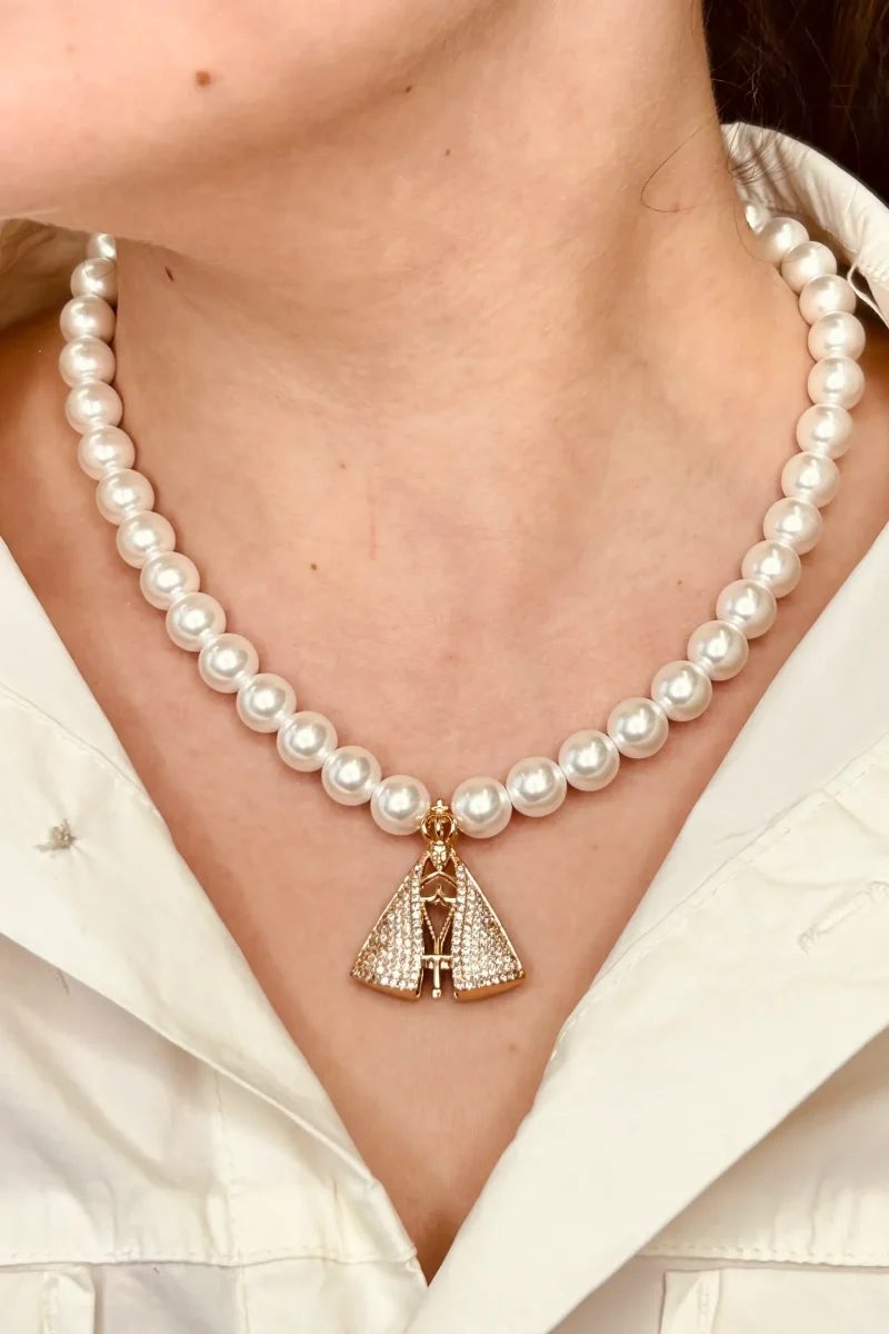 Colar pérolas com pingente Nossa Senhora Aparecida 3